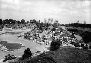 Jersey Gardens south eastern view with Osterley Hotel on skyline, 1932 photo courtesy of Hounslow Libraries Local Studies Section